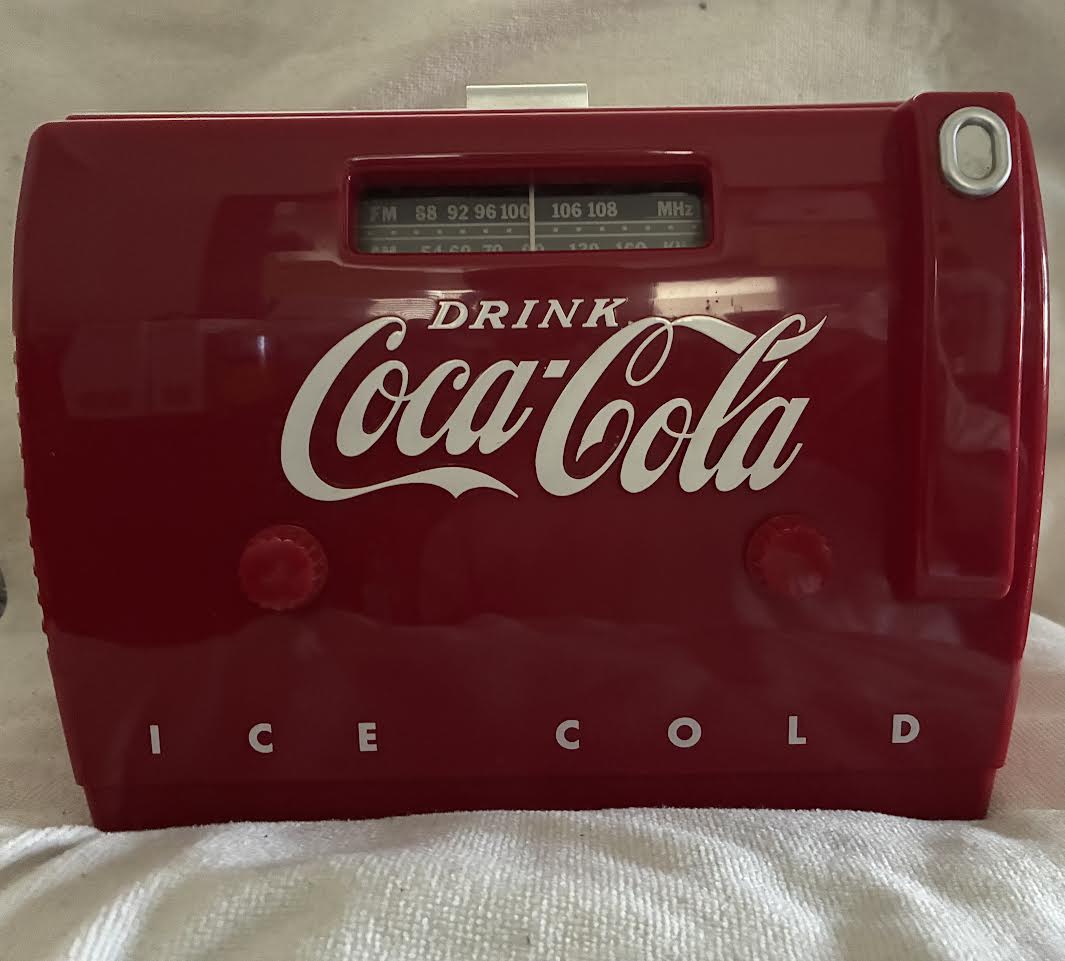 Vintage Coca-Cola Ice Cold AM/FM radio - front view
