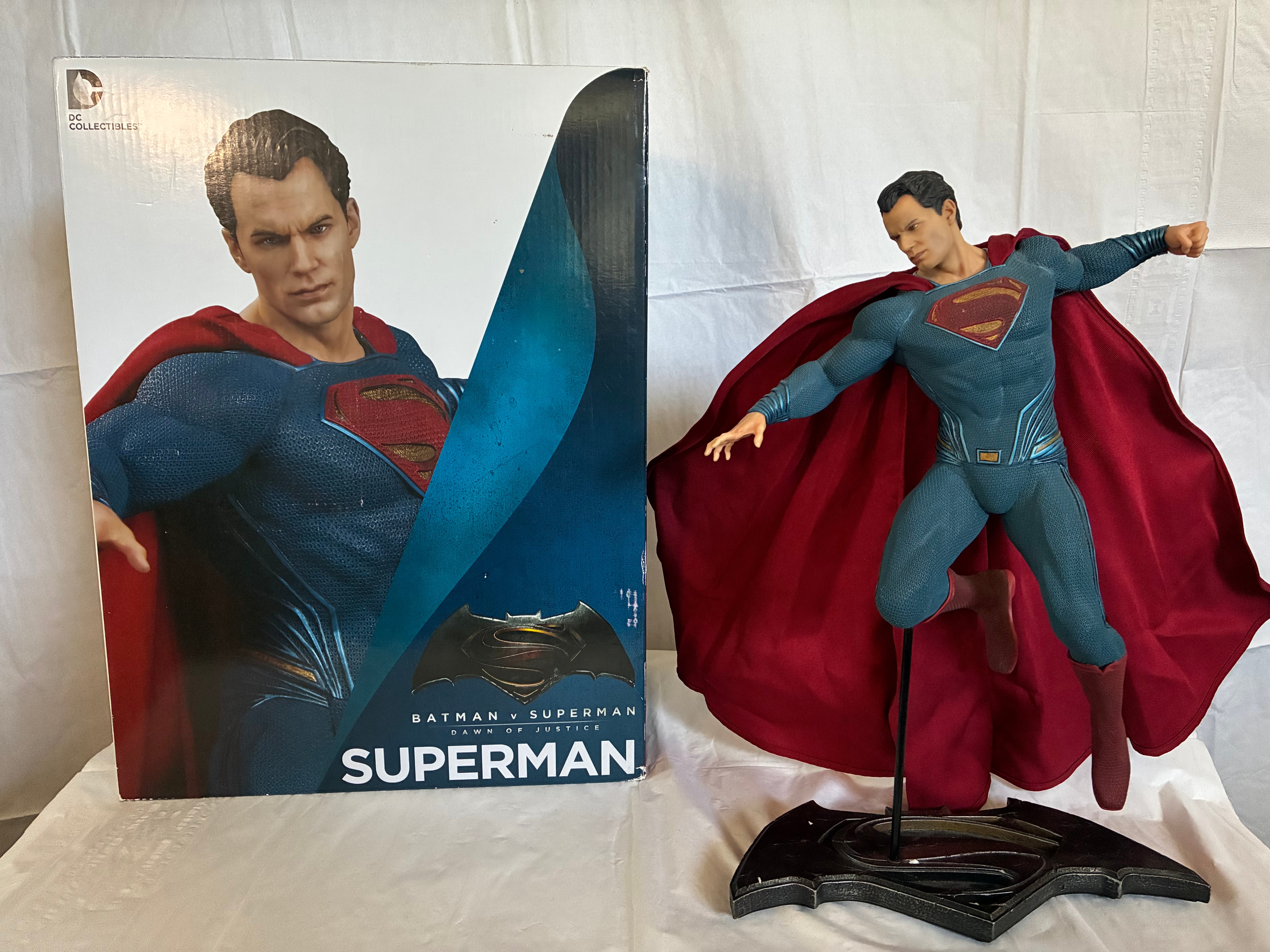 Batman v Superman: Dawn of Justice Superman Cold Cast Statue In Original Box