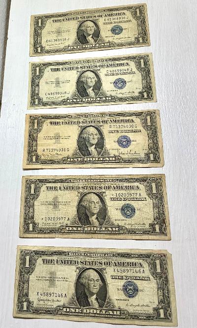Lot of 5 vintage US $1 Silver Certificates
